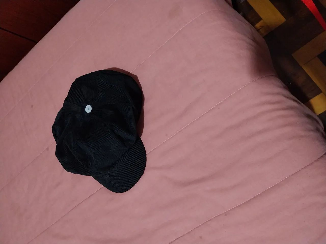 Boné de veludo 