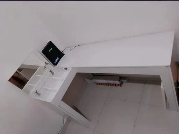 Escrivaninha com Penteadeira e espelho 