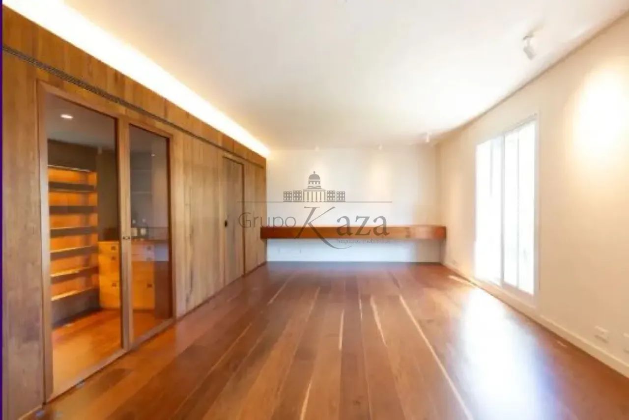 Apartamento - Itaim Bibi - 3 Dormitórios - 194m². - Foto 2