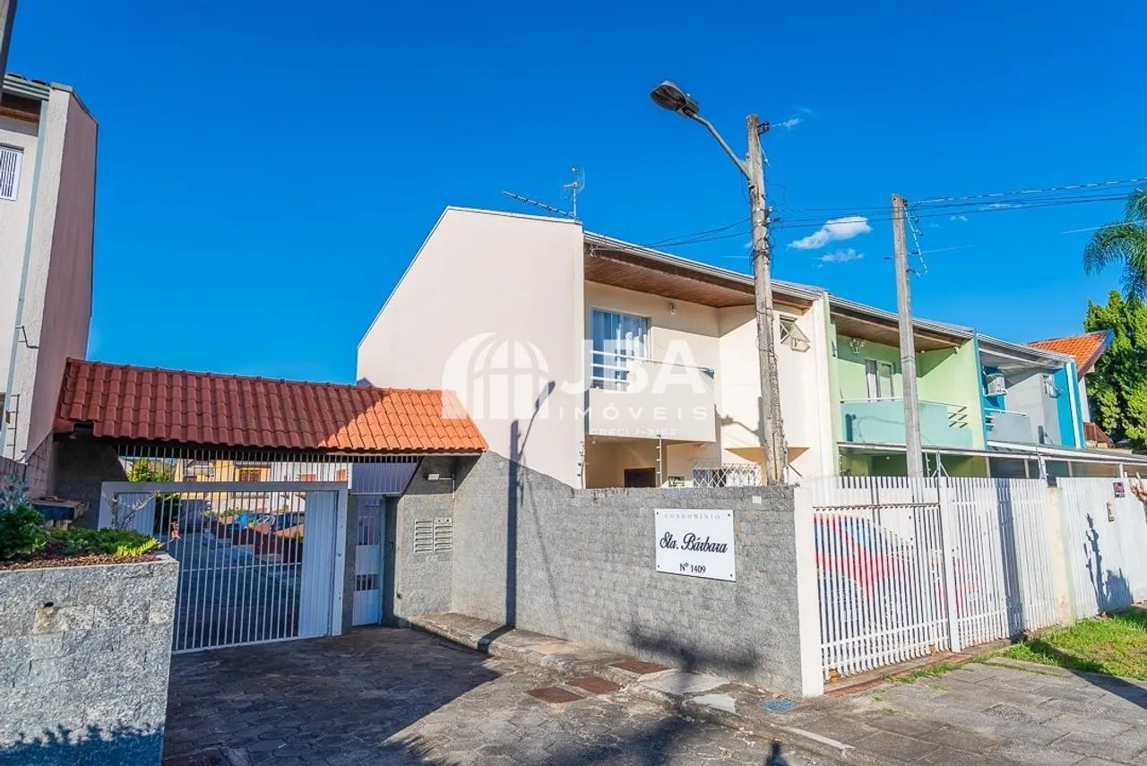 SOBRADO COM EDÍCULA PROXIMO BLUE FIT