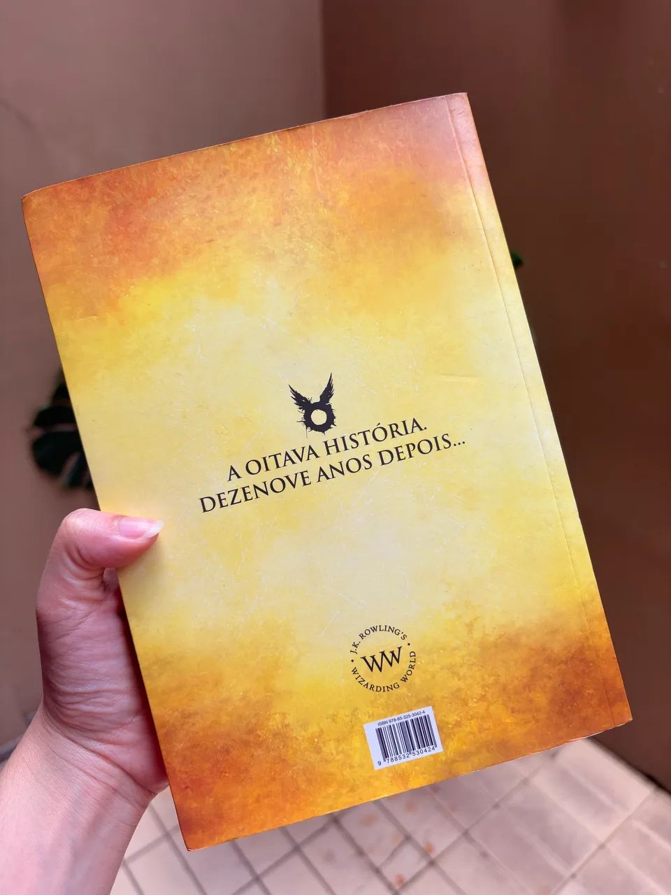 LIVRO HARRY POTTER E A CRIANÇA AMALDIÇOADA  - Foto 2