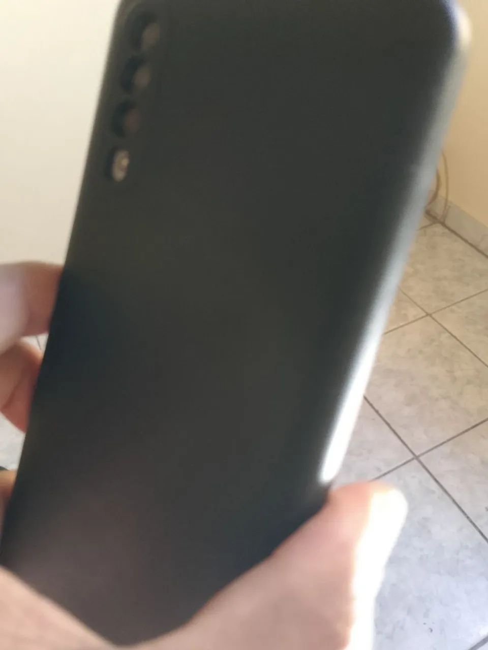 VENDE-SE UM CELULAR A30s com marcas de uso  - Foto 4