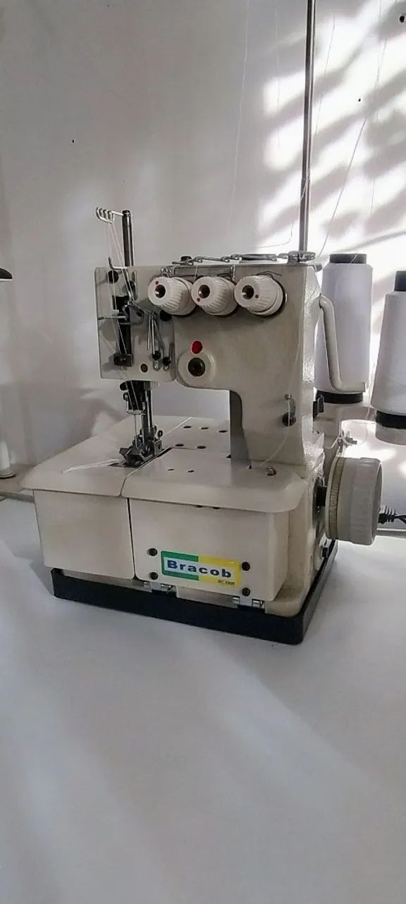 Galoneira Semi Industrial PRATICAMENTE NOVA