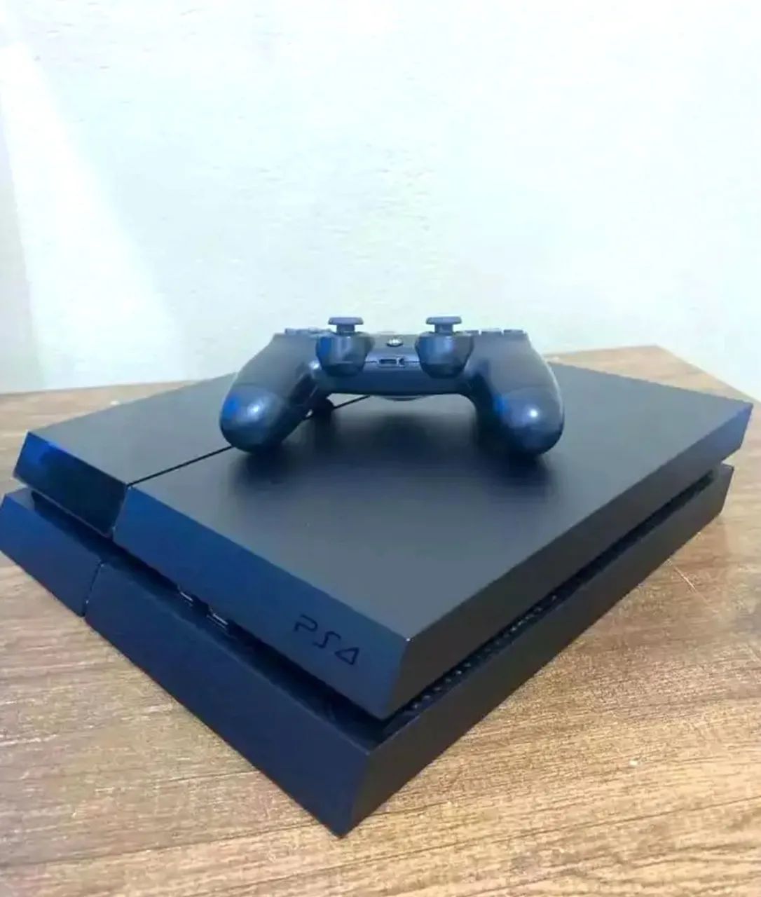 PS4 DESBLOQUEADO + CONTROLE - Consoles de Vídeo Game - Vila