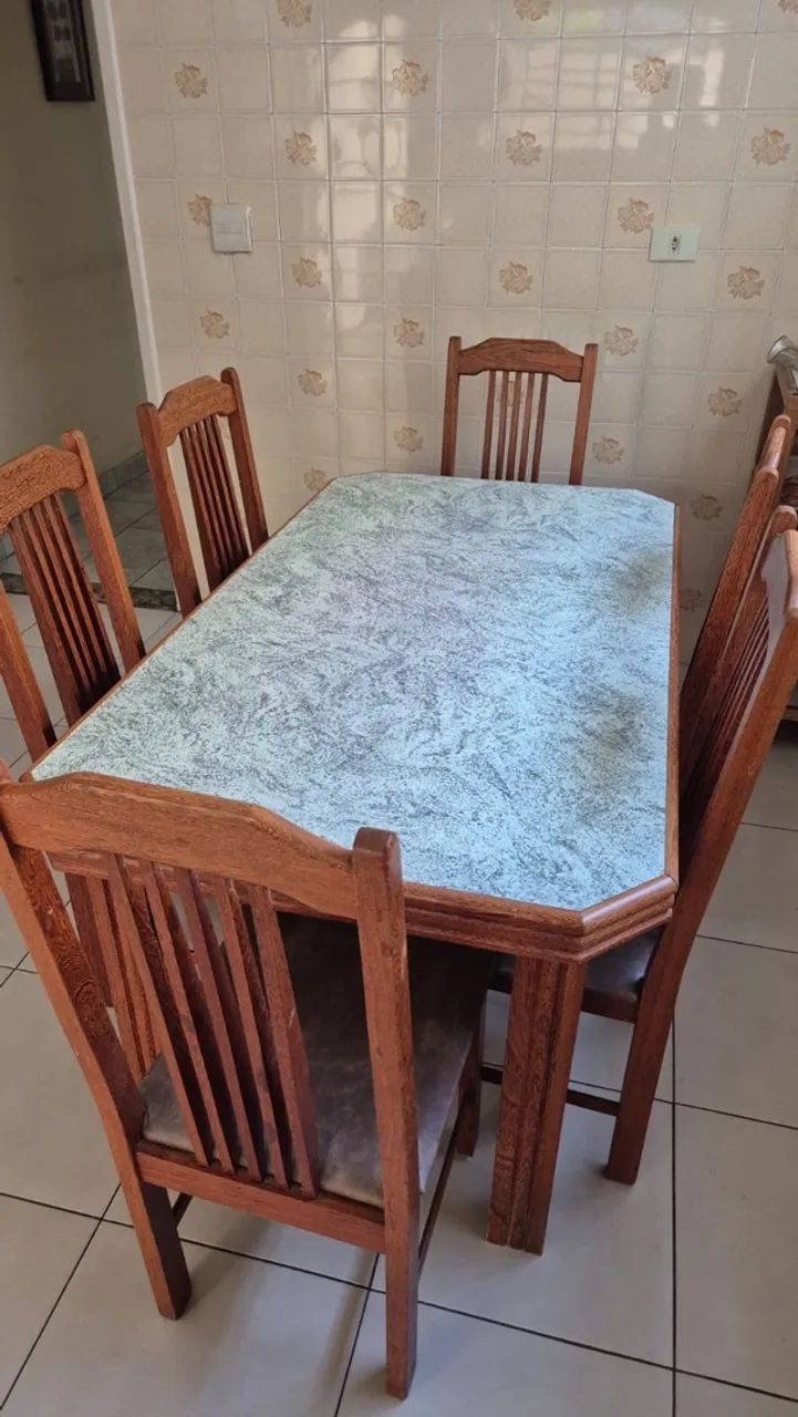 Mesa de jantar - 6 cadeiras