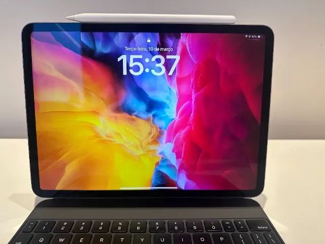 iPad Pro 11 256GB + Magic Keyboard + Apple Pencil | Tela perfeita