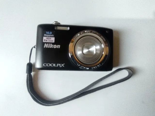 Câmera fotográfica Digital Nikon COOLPIX S2700 Aceito trocas