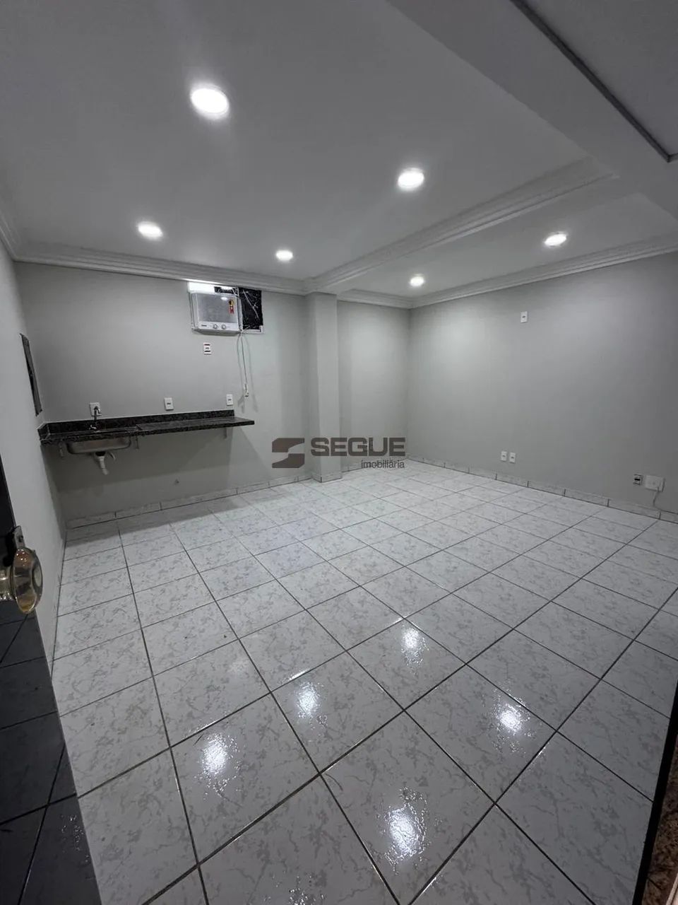 Sala à venda em Vila Velha, Glória, com 25 m², Edificio Center Glória Shopping