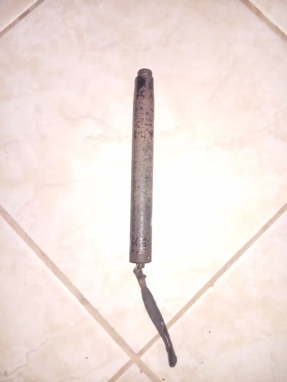 Bastão tático de aço  - Foto 3