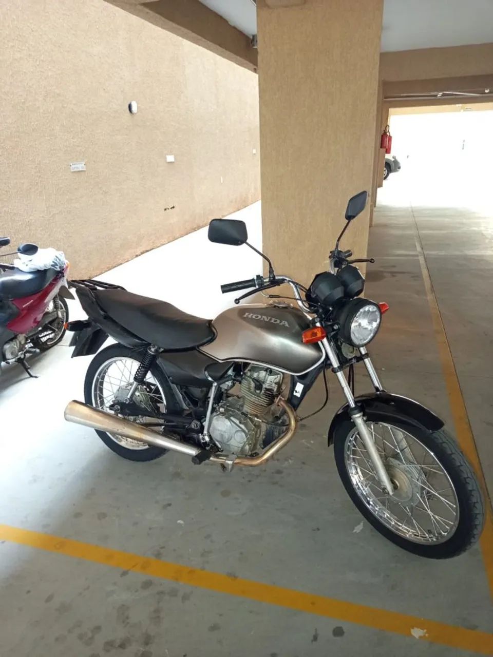 Titan fan 125