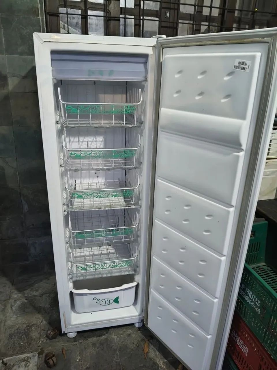 Freezer Vertical | CONSUL