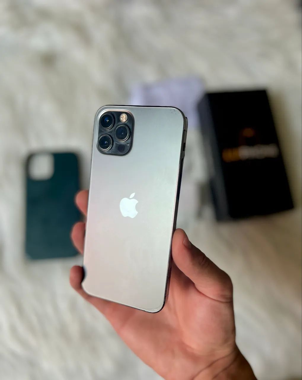 iPhone 12 Pro (128gb) caixa e nota - Celulares e Smartphones