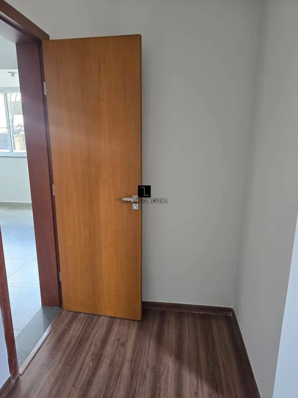 Apartamento à venda em Sete Lagoas, Centro, com 1 quarto, 53m² - Foto 2