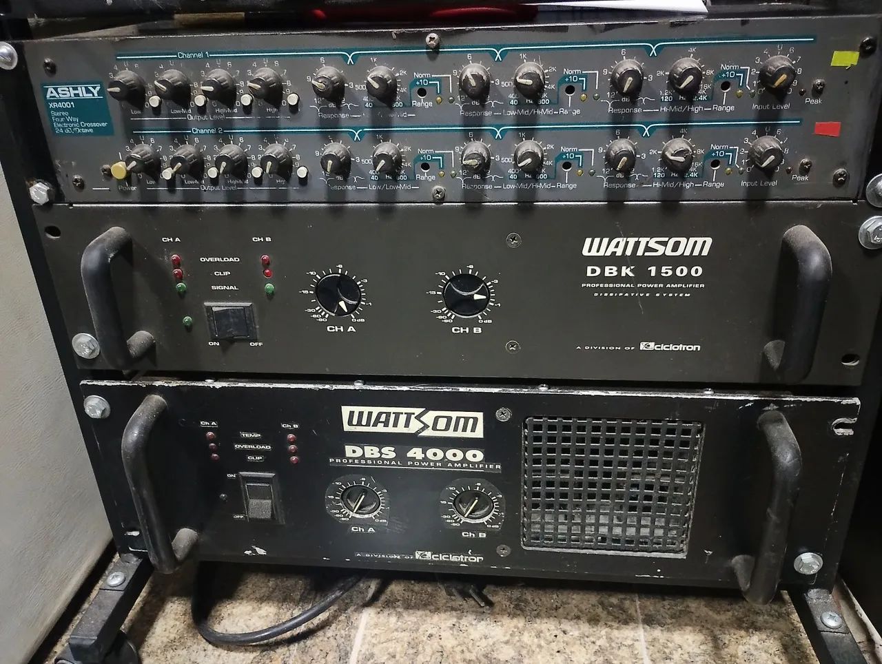 Amplificadores e crossover 