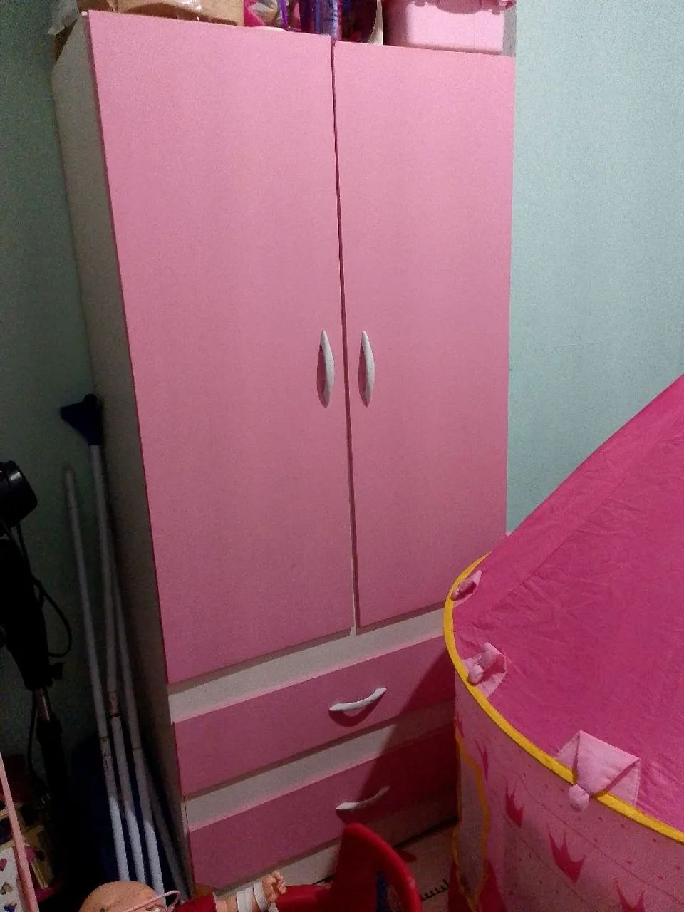 Guarda roupa, cômoda e criado mudo