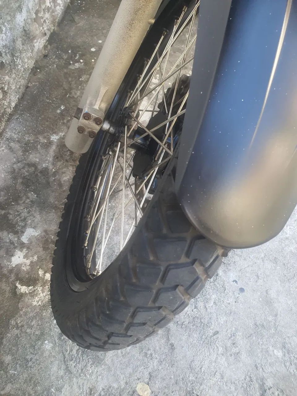 VENDO XRE 300 ADV