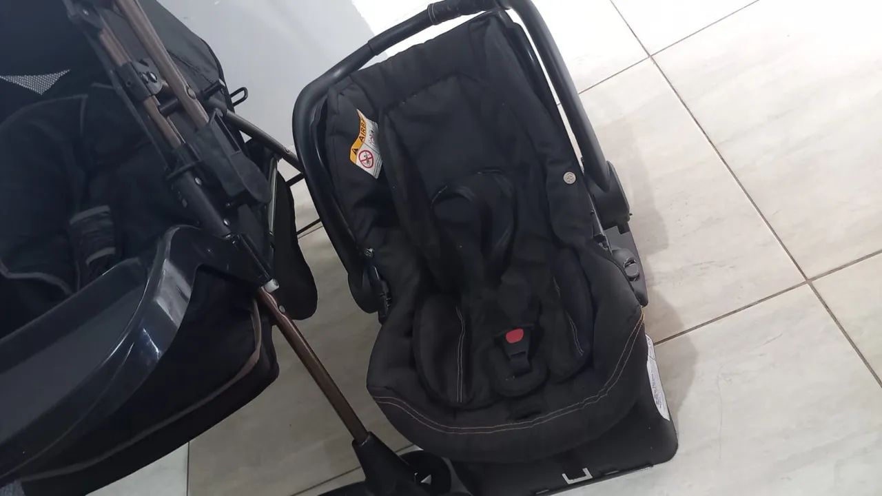 Carrinho e bebe conforto galzerano 