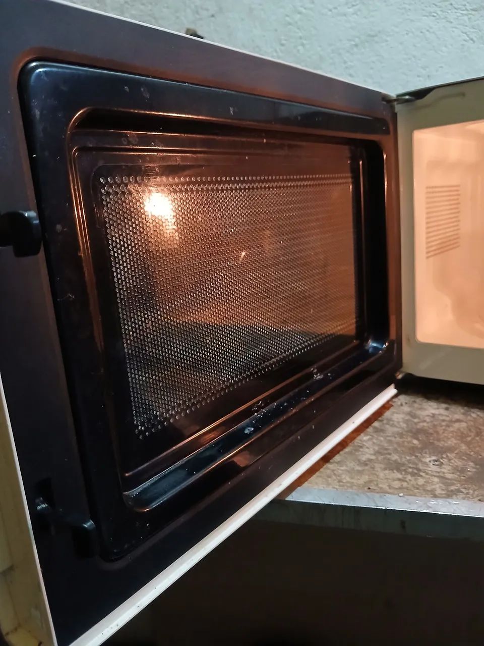 Forno microondas