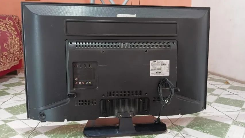 TV Samsung 4 séries, 40 polegadas. - Foto 2