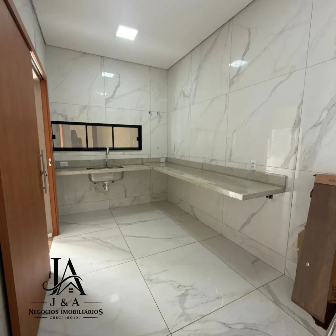 Casa alto padrão com 3 quartos sendo 1 suíte com closet - Foto 4
