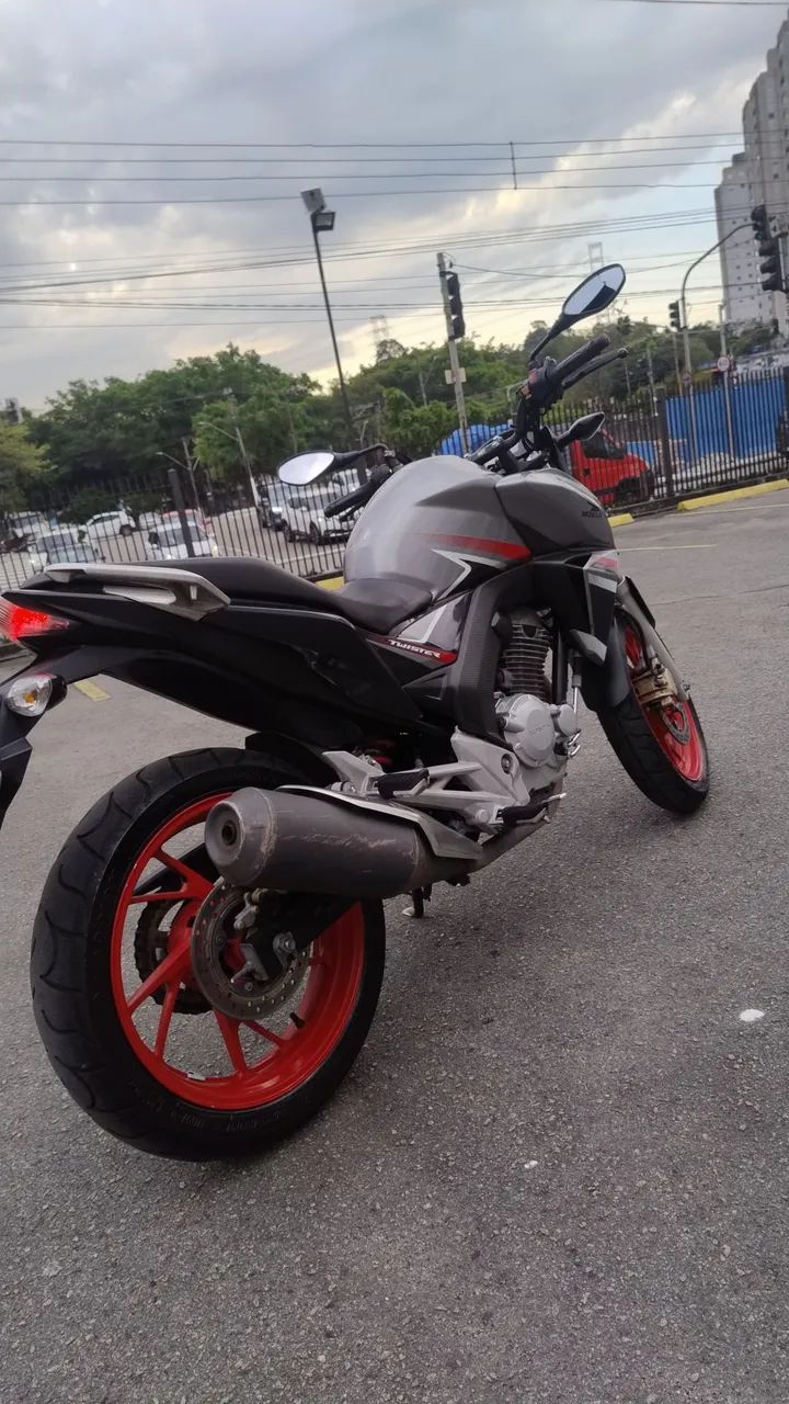 Cb Twister 2018  - Foto 2