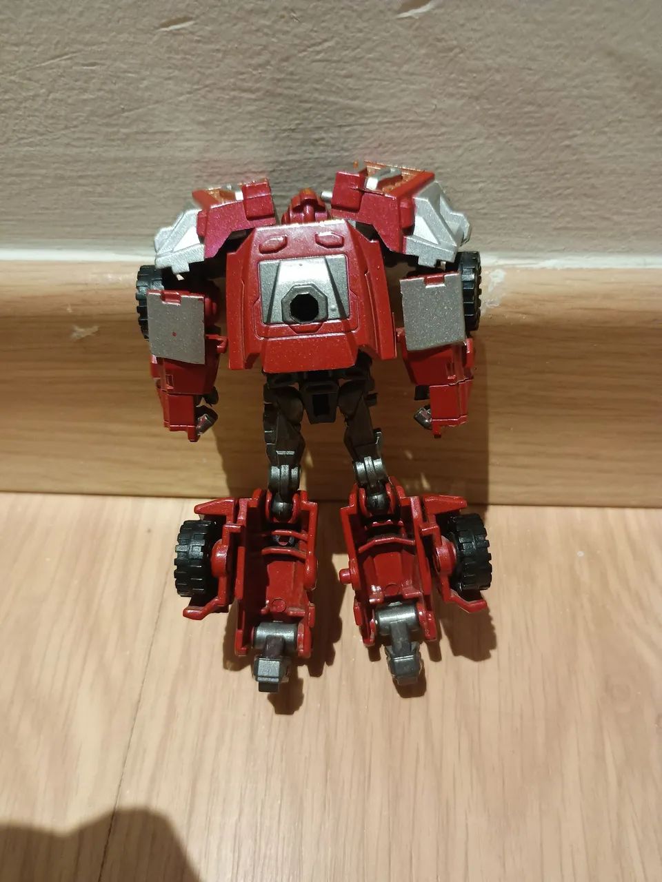 Boneco ironhide fall of cybertron shapeshift transformers legion  - Foto 2