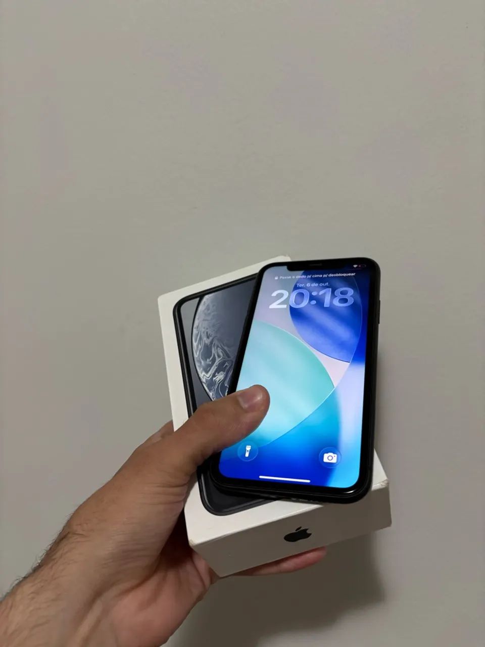 Vendo Iphone 11- 128gb muito conservado - Foto 2