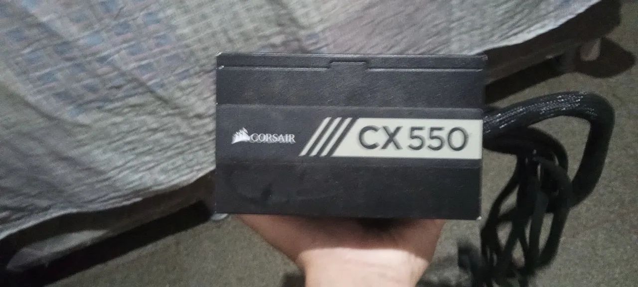 Fonte Corsair 550W 80 Plus Bronze<br>false<br> - Foto 2
