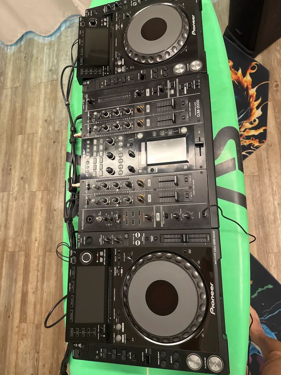 CDJ 2000 NEXUS E MIXER DJM 2000 OPORTUNIDADE ÚNICA