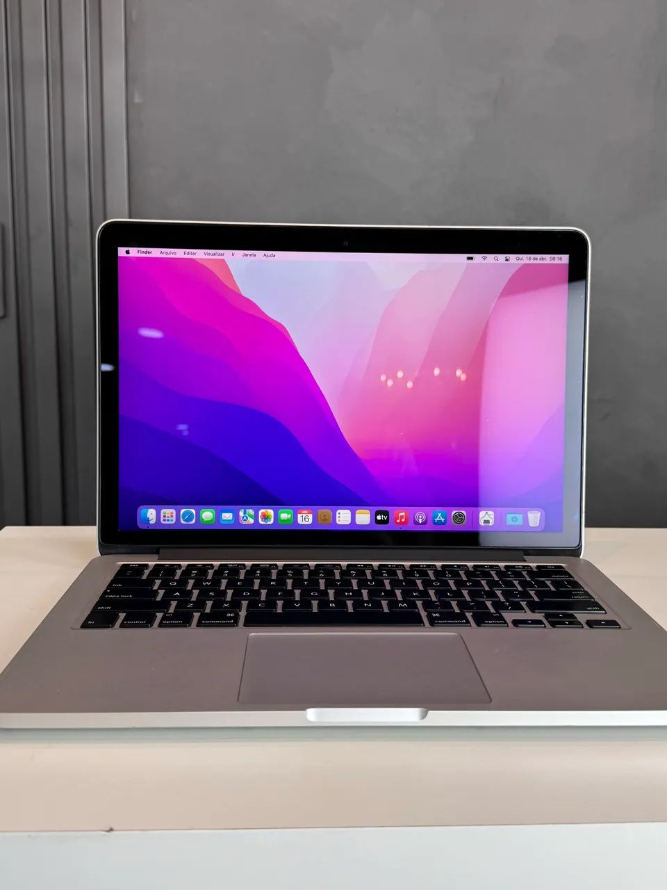 Troco em iphone e iPad) MacBook Pro 2015 8gb 128gb - Notebooks