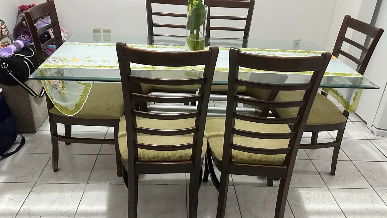 Mesa de jantar com 6 cadeiras  - Foto 2