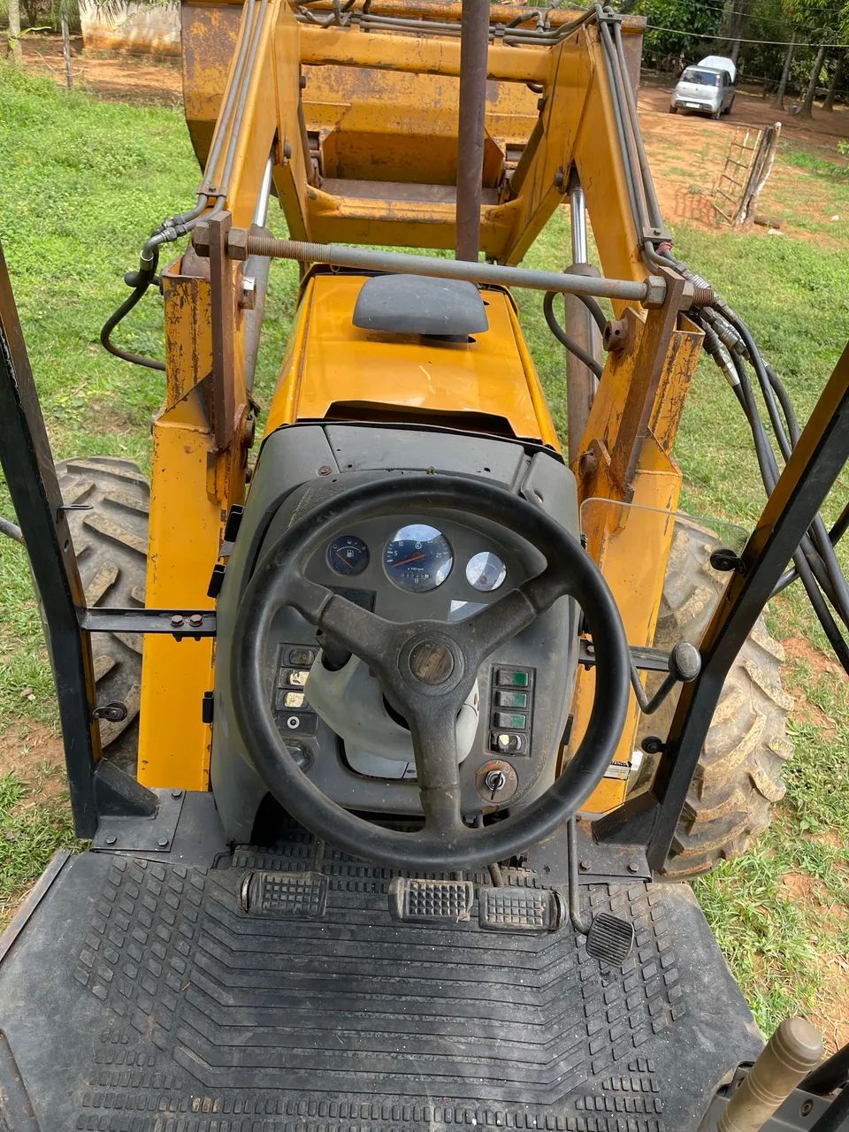 Trator Valtra BM 110  - Foto 3