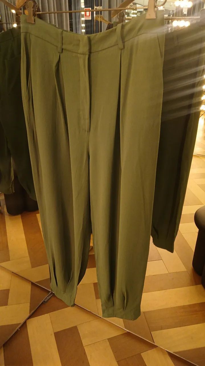 Calça Helena verde BYNV - Foto 2