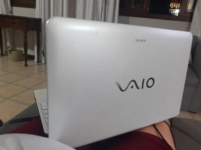 Notebook Sony Vaio i5 - Windows 10 - Ideal para estudos e trabalho - Foto 2