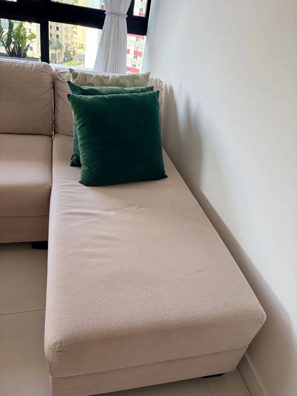 Conjunto estofado com long chaise 7 lugares - Foto 5
