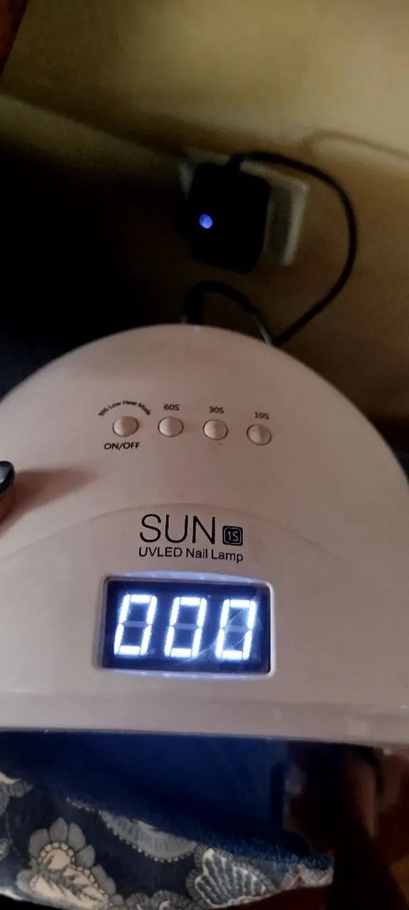 Cabine  UV LED para unhas funcionando perfeitamente  - Foto 2