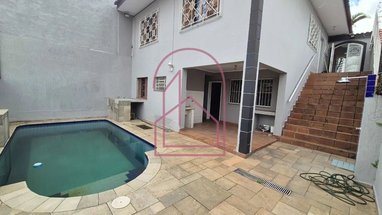 Aluga-se Casa Térrea com Piscina proximo ao metro Parada Inglesa