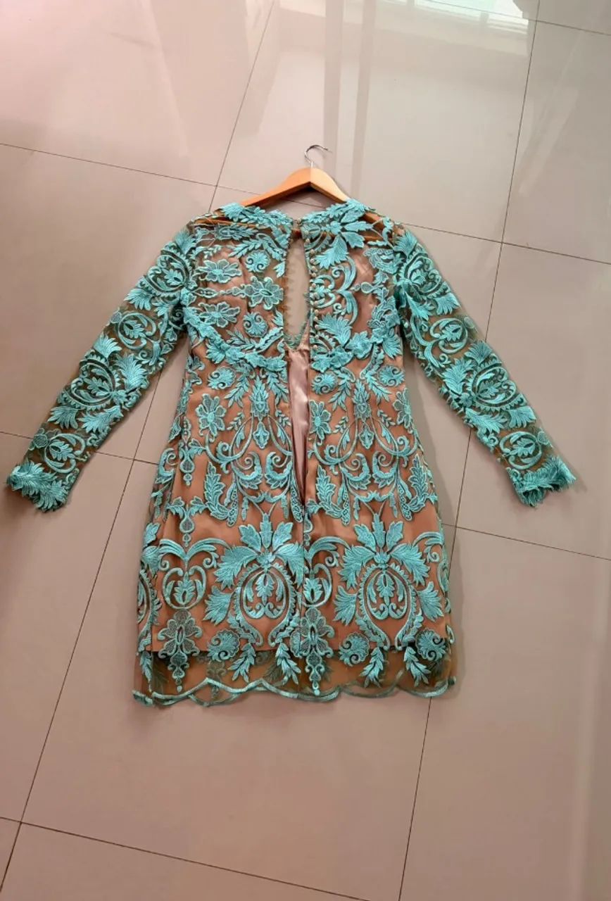 Vestido azul tiffany de renda - Foto 2