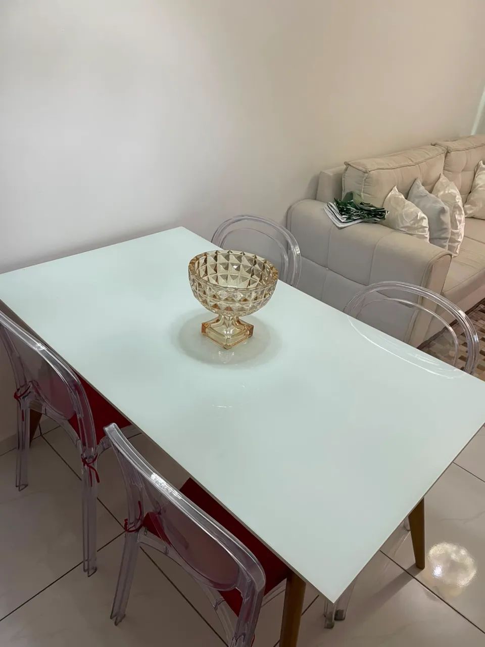 Mesa com 4 cadeiras  - Foto 5