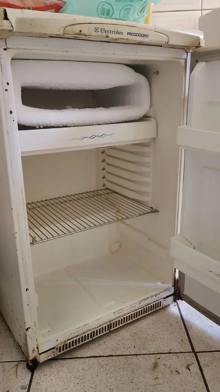 Frigobar eletrolux prosdocimo  - Foto 2