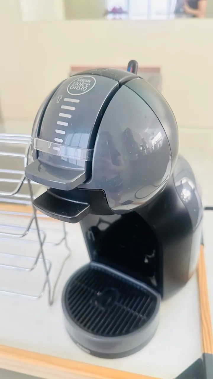 Cafeteira Dolce Gusto Nestlé  - Foto 3