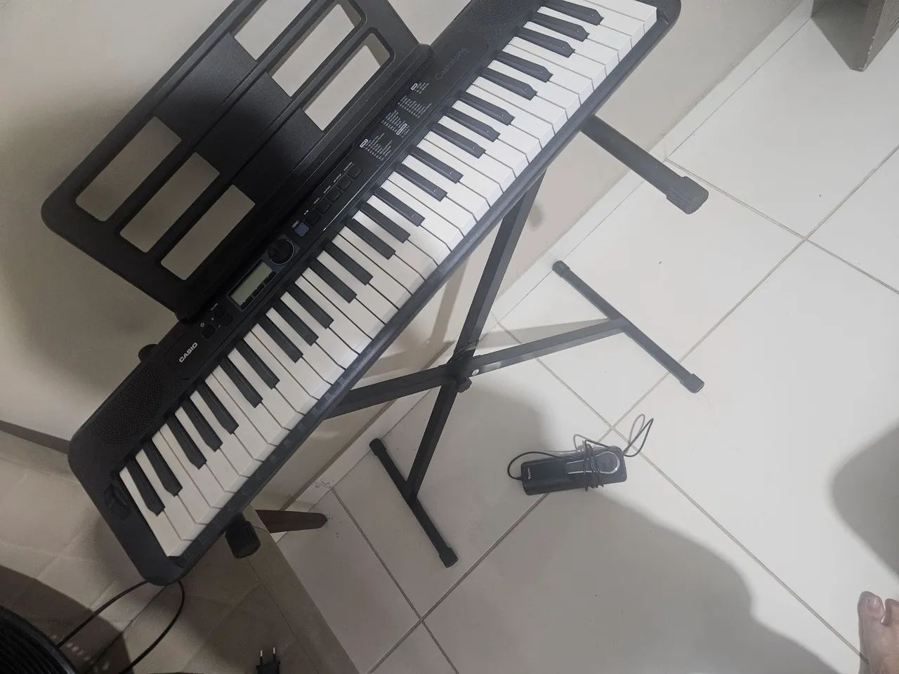Teclado Casionote CT-S300 Com Pedal e Suporte Excelente estado - Foto 3