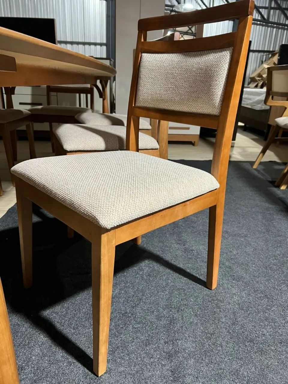 Mesa de Jantar Serena 2.50cm com 08 cadeiras  - Foto 5