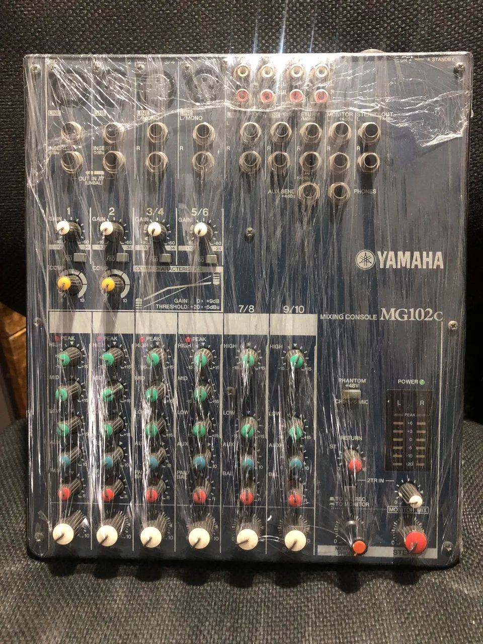 Mesa de som Yamaha