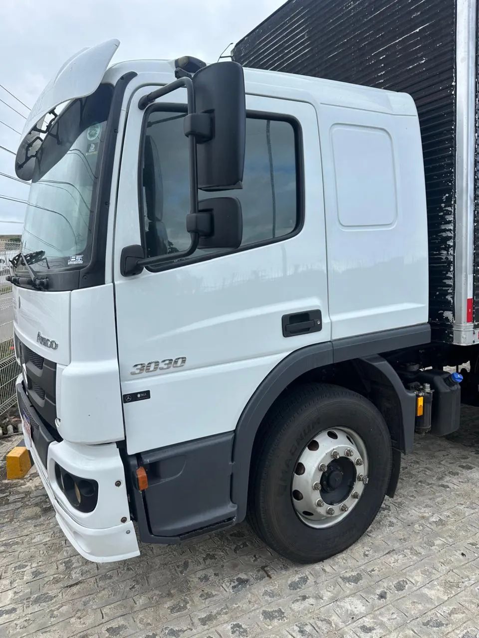 Vendo Atego 3030 2021 - Foto 2