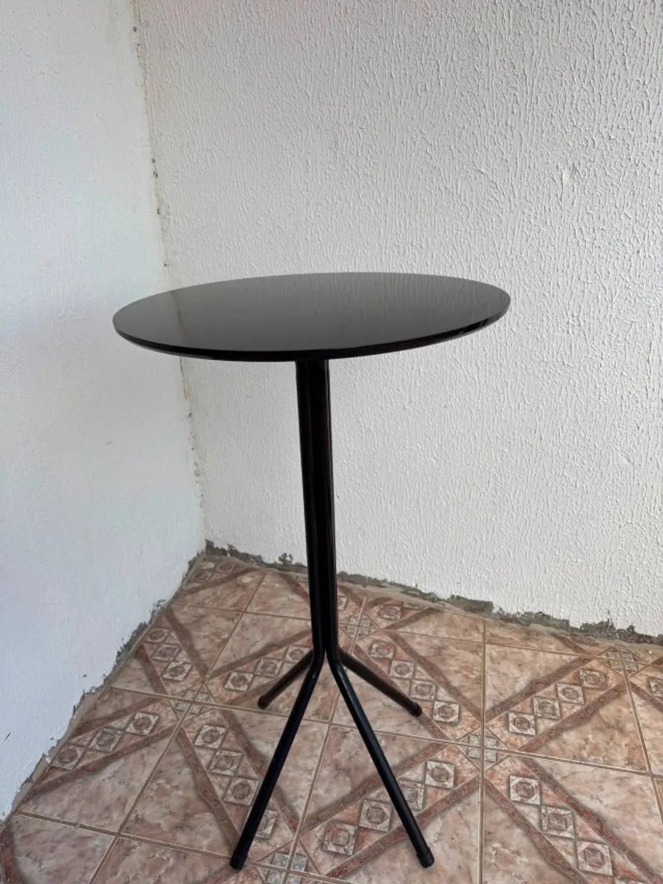 Bistrô com 4 banquetas altas de junco - Foto 4