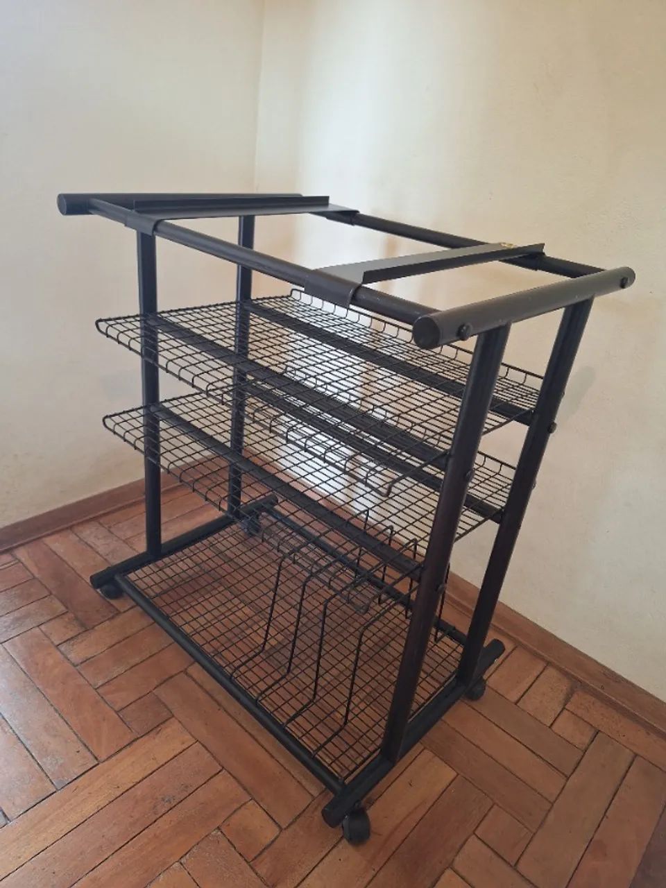 Rack ajustável - Foto 2