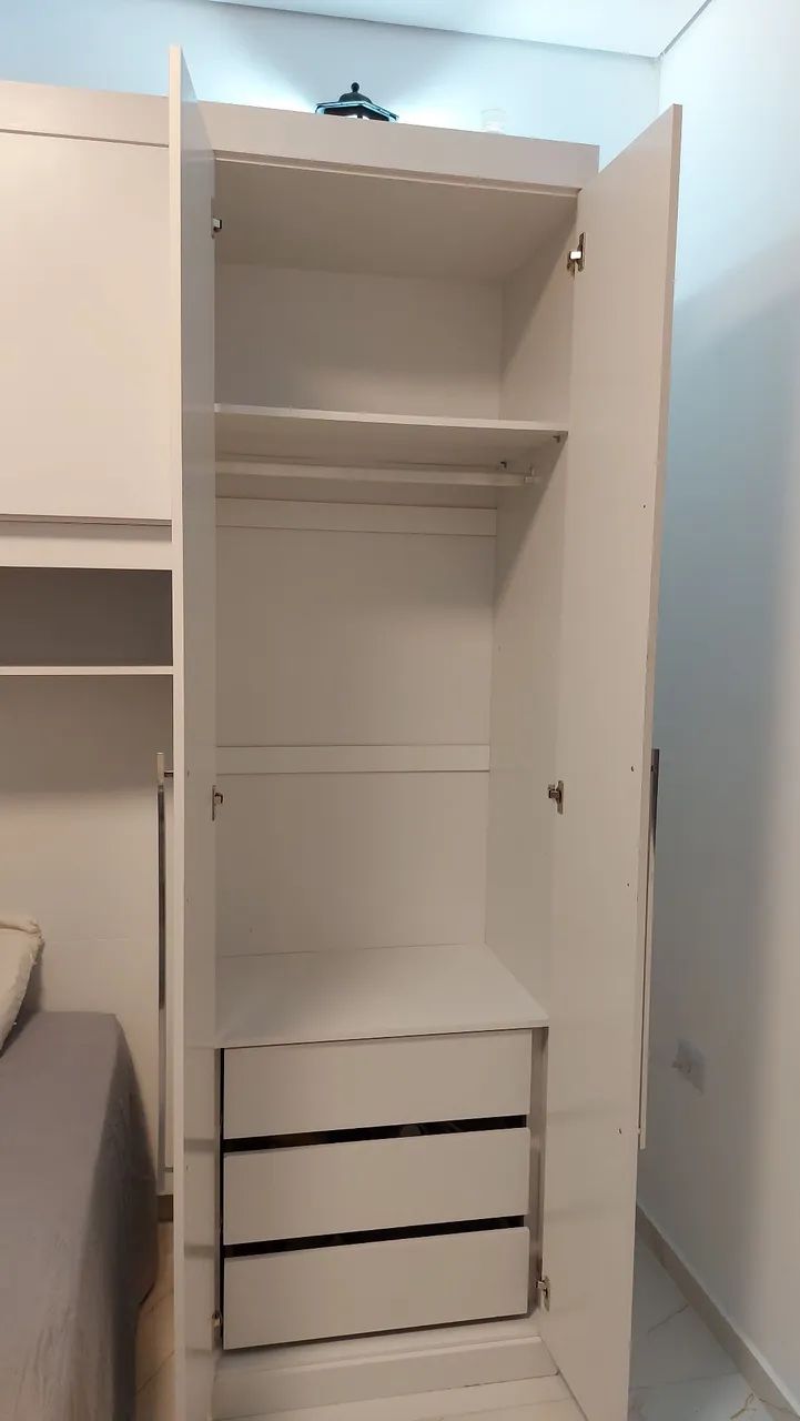 Guarda-Roupa Modulado em MDF Branco - Excelente Estado