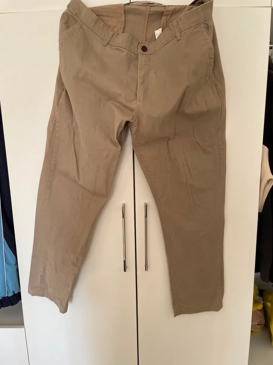 Calça Slim em Sarja - Foto 3