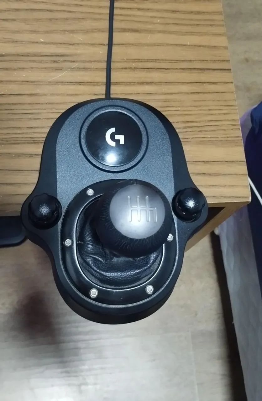 Volante Logitech G29 Completo + Câmbio e Pedais - Foto 4